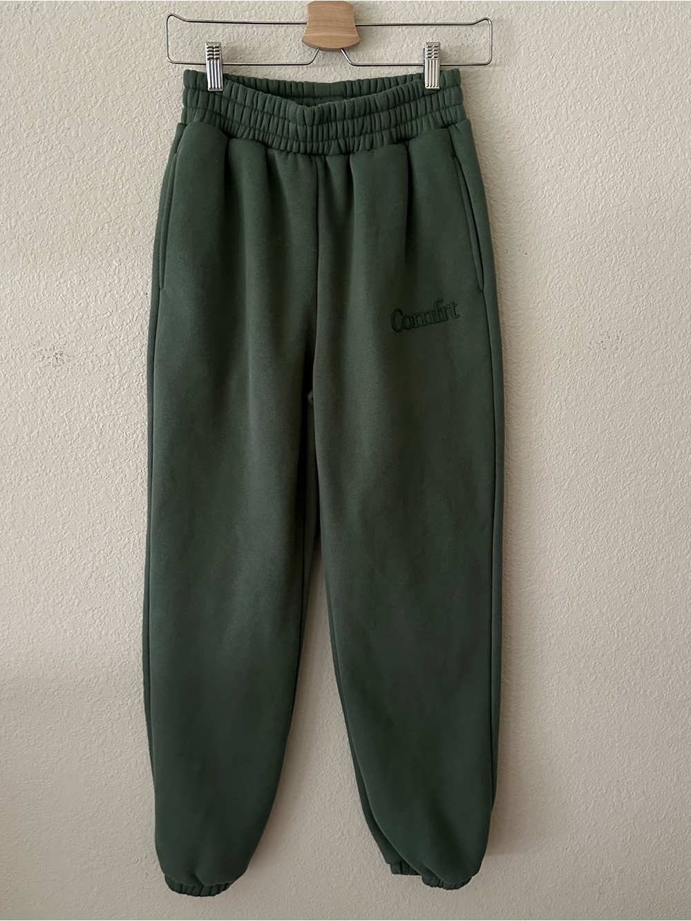 Comfrt Classic High-Waist Olive Green Comfy Core Jogger/Sweatpants size XS - Picture 2 of 5